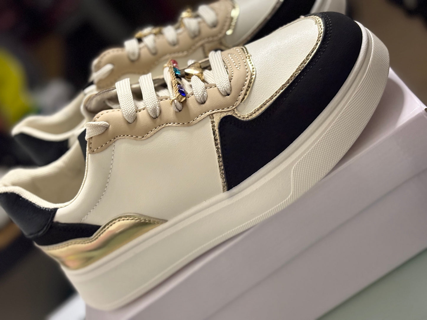 Sneaker gioiello